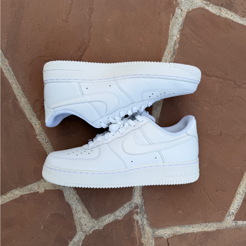 BNWT - Nike Air Force 1